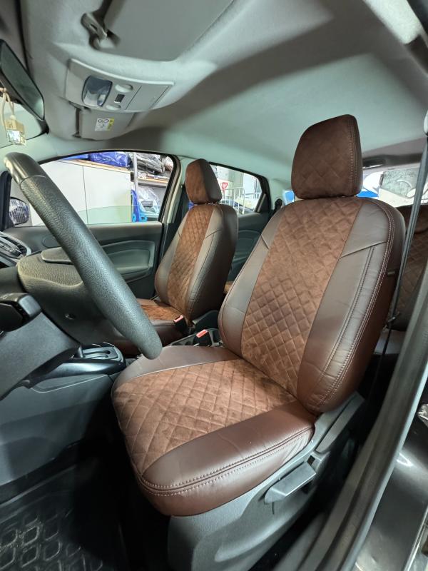 Стоит ли ставить чехлы из алькантары, если в машине дети?