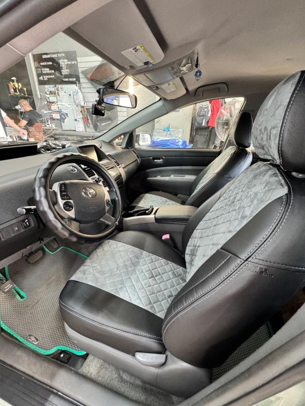 Как сочетать цвет руля, чехлов и ковров?