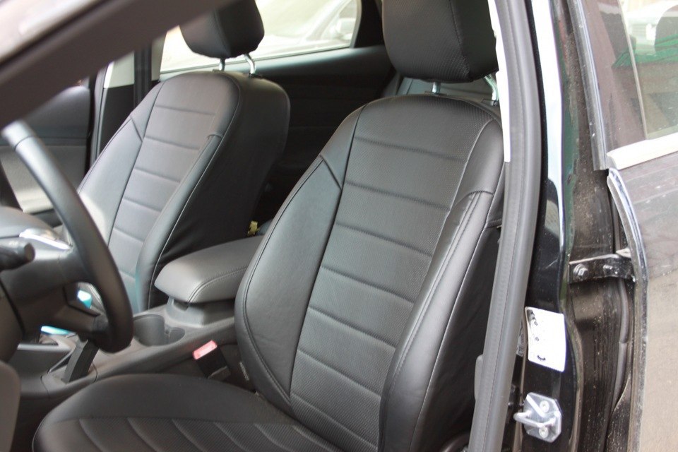 Авточехлы Hyundai Solaris 1 поколение / Kia Rio 3 поколение, Седан, Задняя спинка 40/60, 2010-2017 "Автопилот"