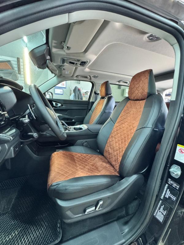 Как ухаживать за чехлами из алькантары летом: 3 простых совета