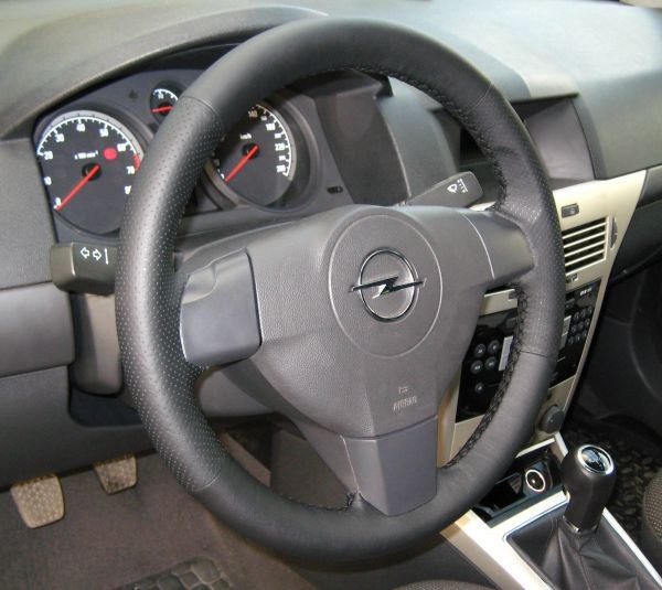 Opel Astra H 2004-2015 002