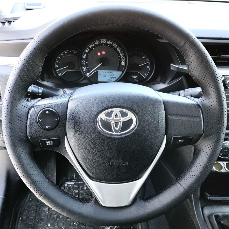 Кожаная оплетка на руль для руля без штатной перетяжки Toyota Corolla E160 2013-2019 / Toyota RAV 4 IV 2013- / Toyota Auris II 2012-2018