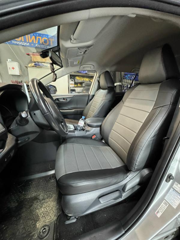 Чем отличаются модельные чехлы от универсальных