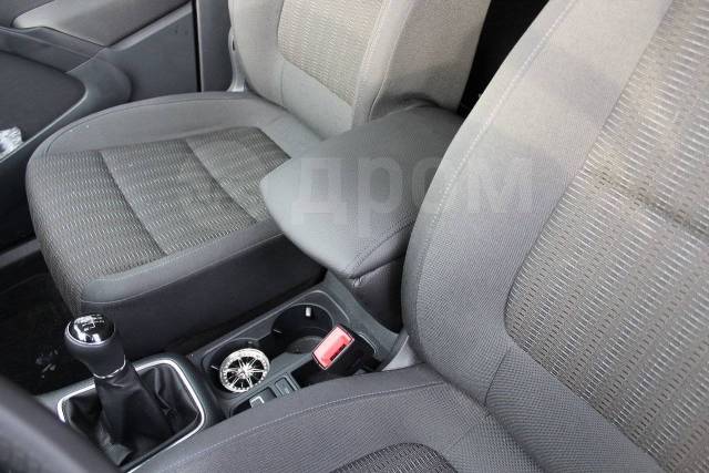 Подлокотник Премиум для Volkswagen Tiguan 2007-2016 / Golf Plus 2004-2014