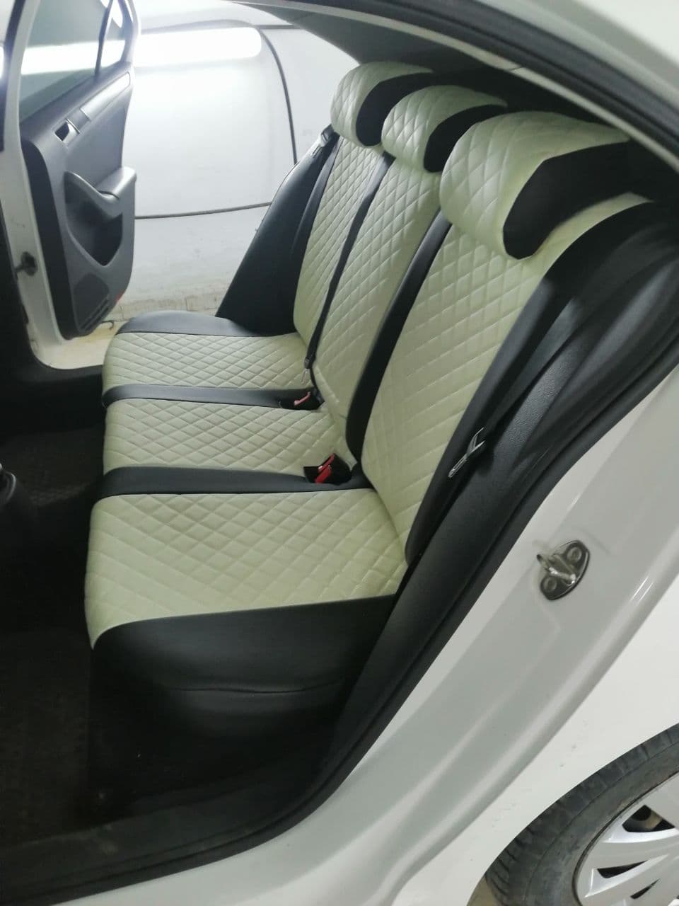 Авточехлы Chevrolet Aveo 2012-, Экокожа Ромб, "Saturn"