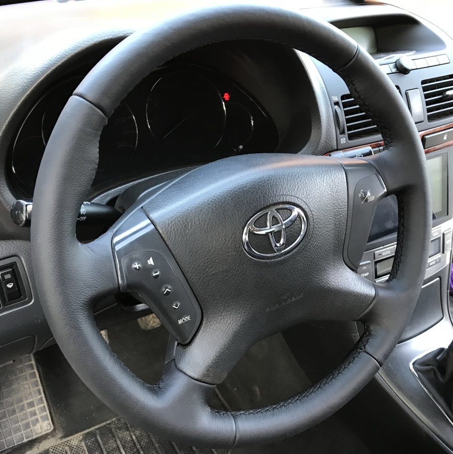 Toyota Avensis II 2002-2009 002