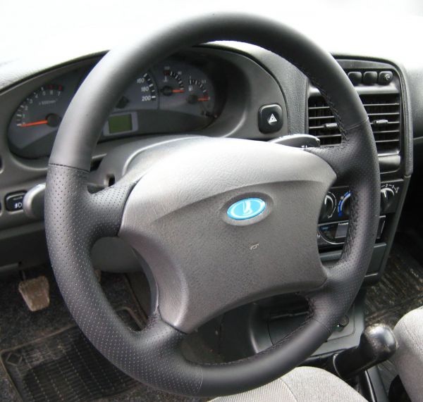 Lada 2110 1996-2014 002